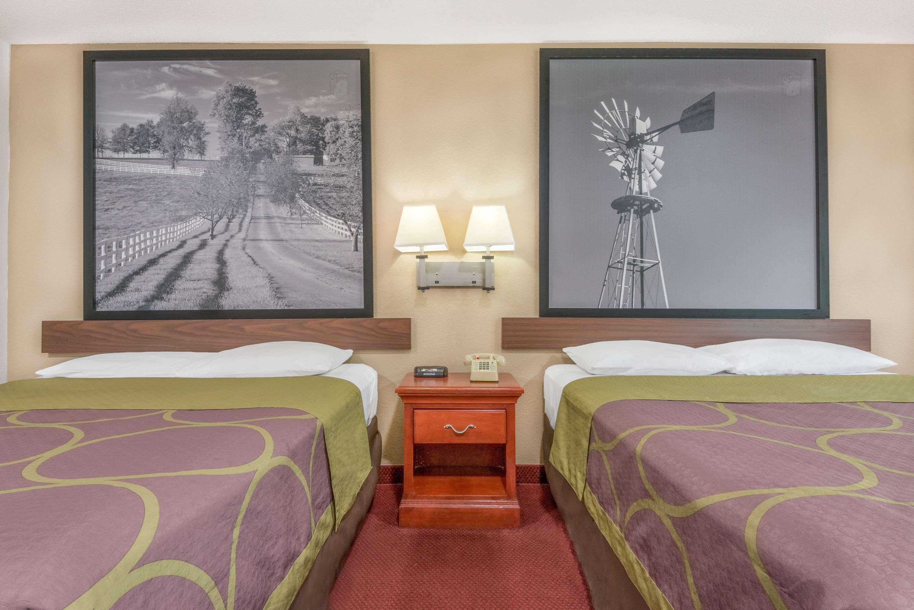 Super 8 By Wyndham Motel Vincennes