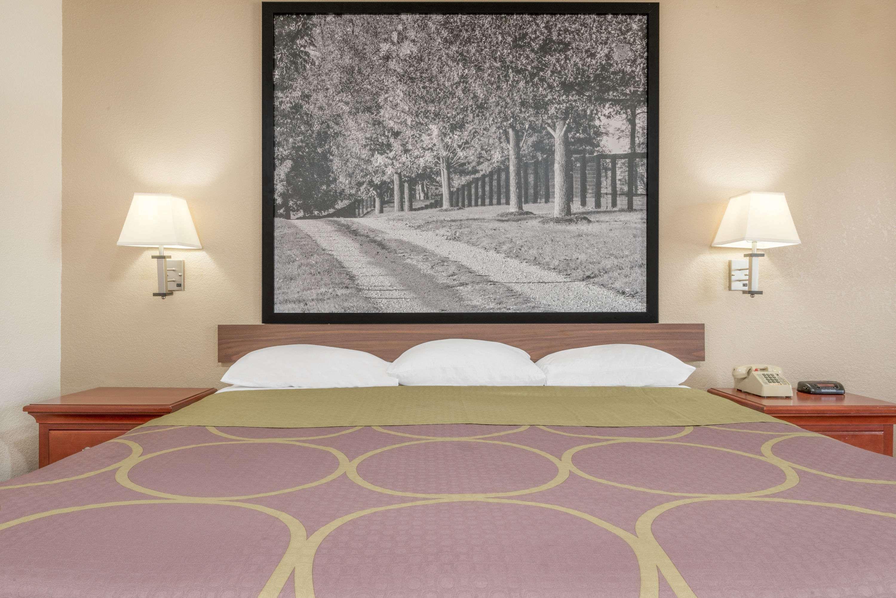 Super 8 By Wyndham
